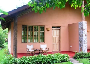 Arumeru River Lodge chalets