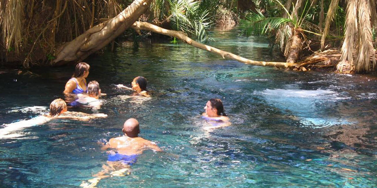 Maji moto Moshi hot water springs