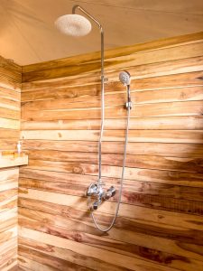 Tukaone Mwaloni Camp Bathroom