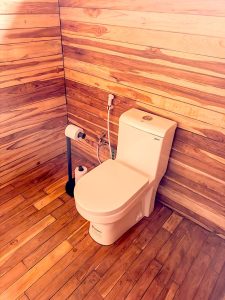 Tukaone Mwaloni Camp Flush Toilet